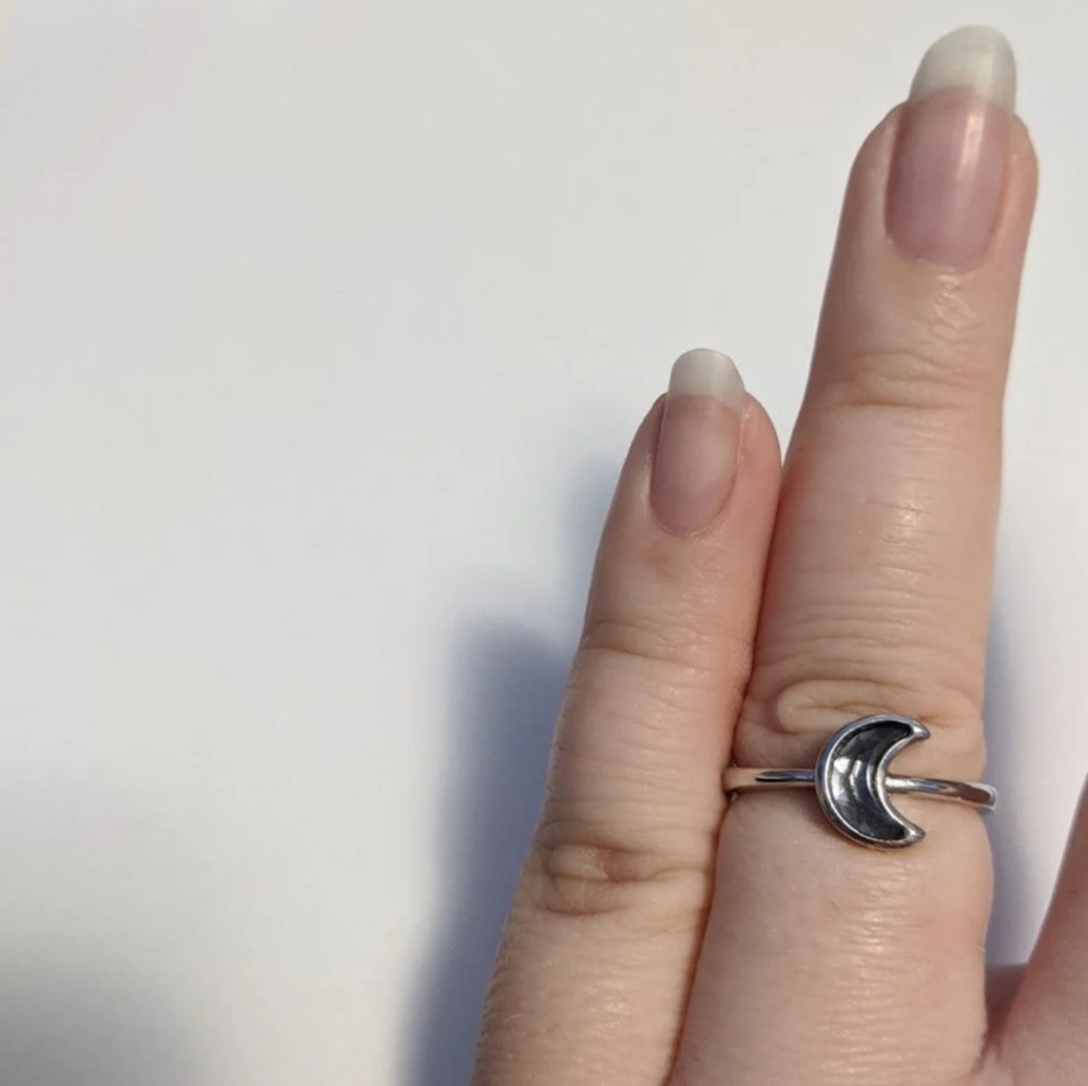 Fragrant Jewels moonchild ring 7